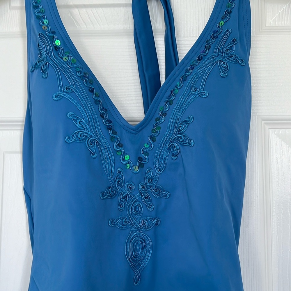 Bathing suit
